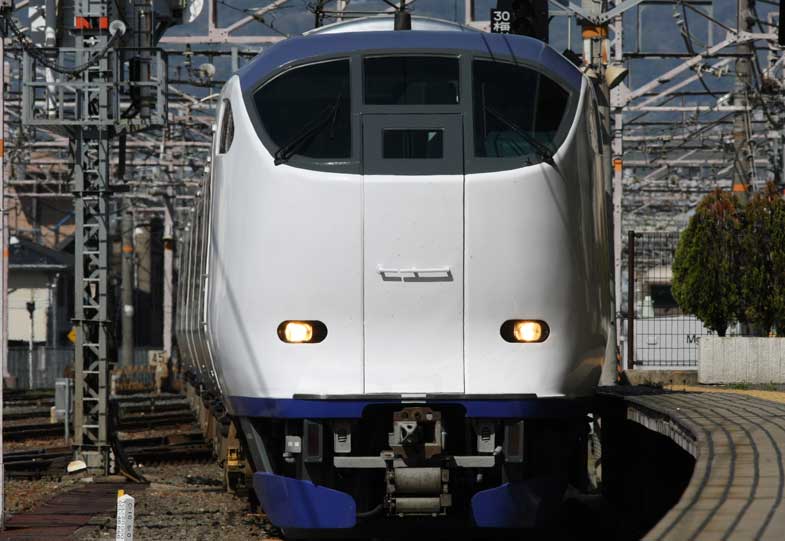 東海道本線　485系特急「雷鳥」　京都駅