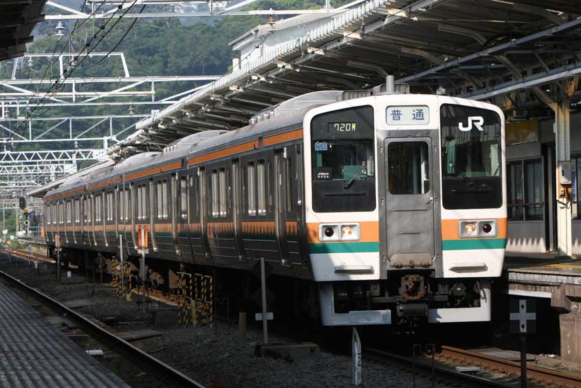 223系「直通快速」　阪和線日根野駅