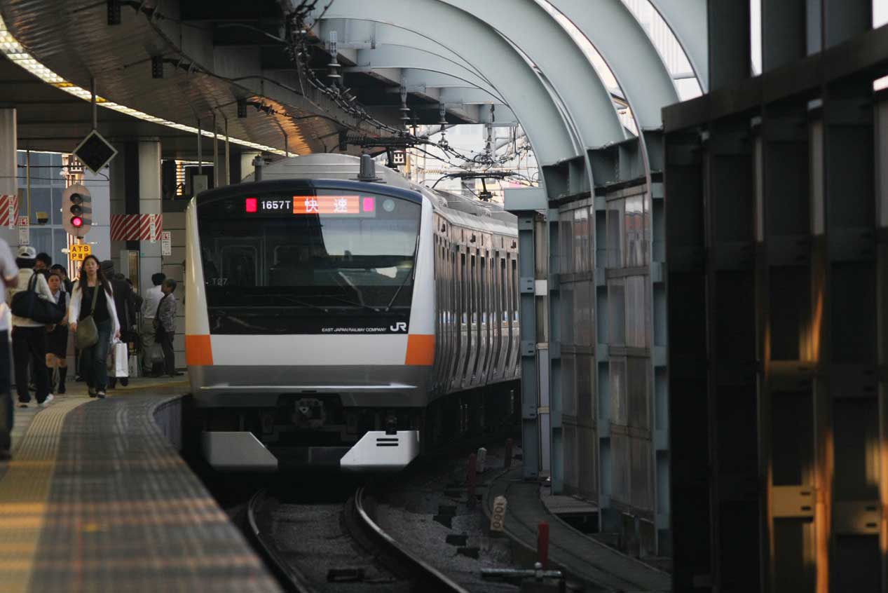 中央線東京駅　E233系中央快速
