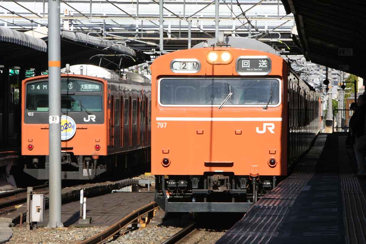 大阪環状線京橋駅　103系回送列車