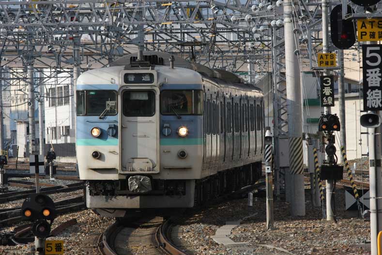 長野駅入線　115系普通列車