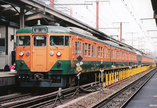 東京駅　113系普通列車