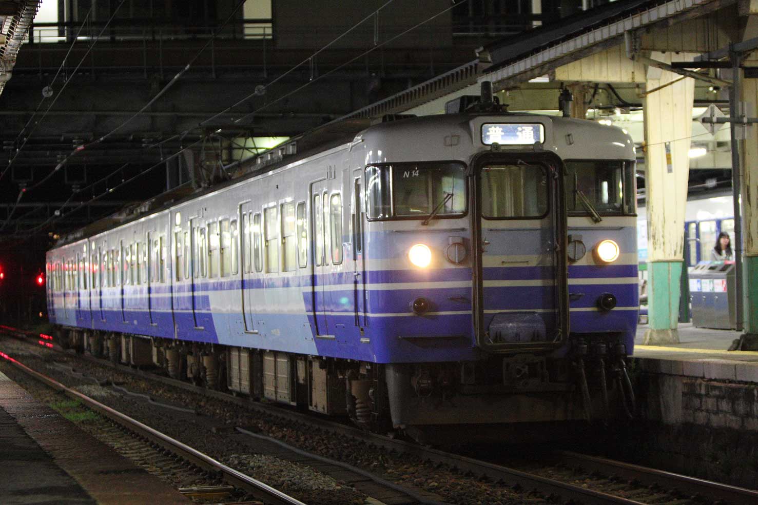 新潟駅　115系普通列車