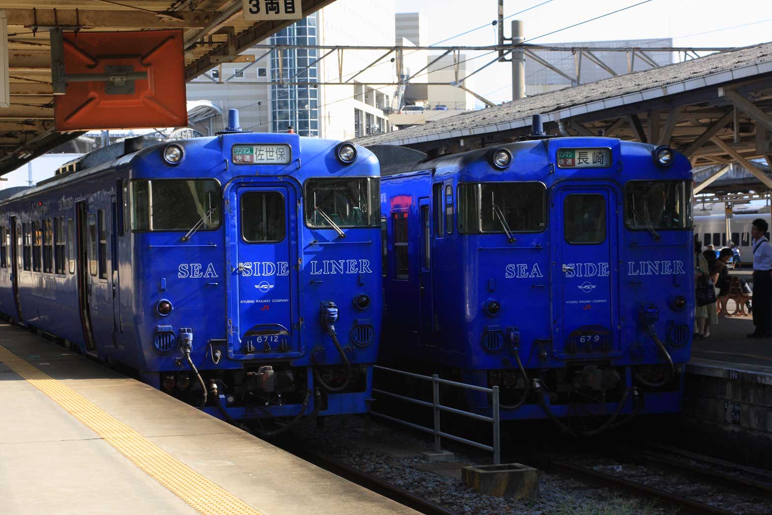 長崎駅　キハ67系快速列車