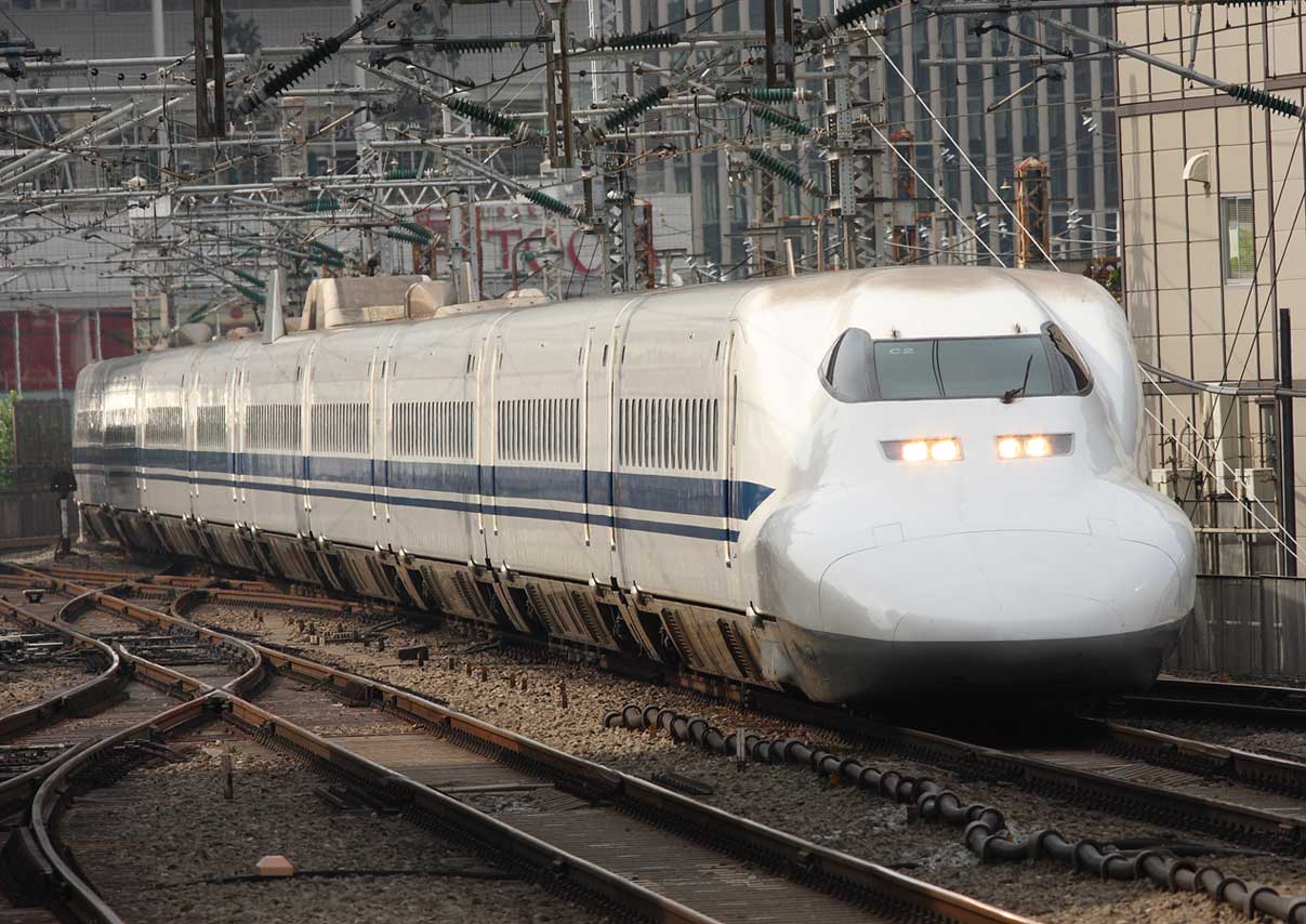 東海道新幹線東京－品川　700系新幹線「のぞみ」