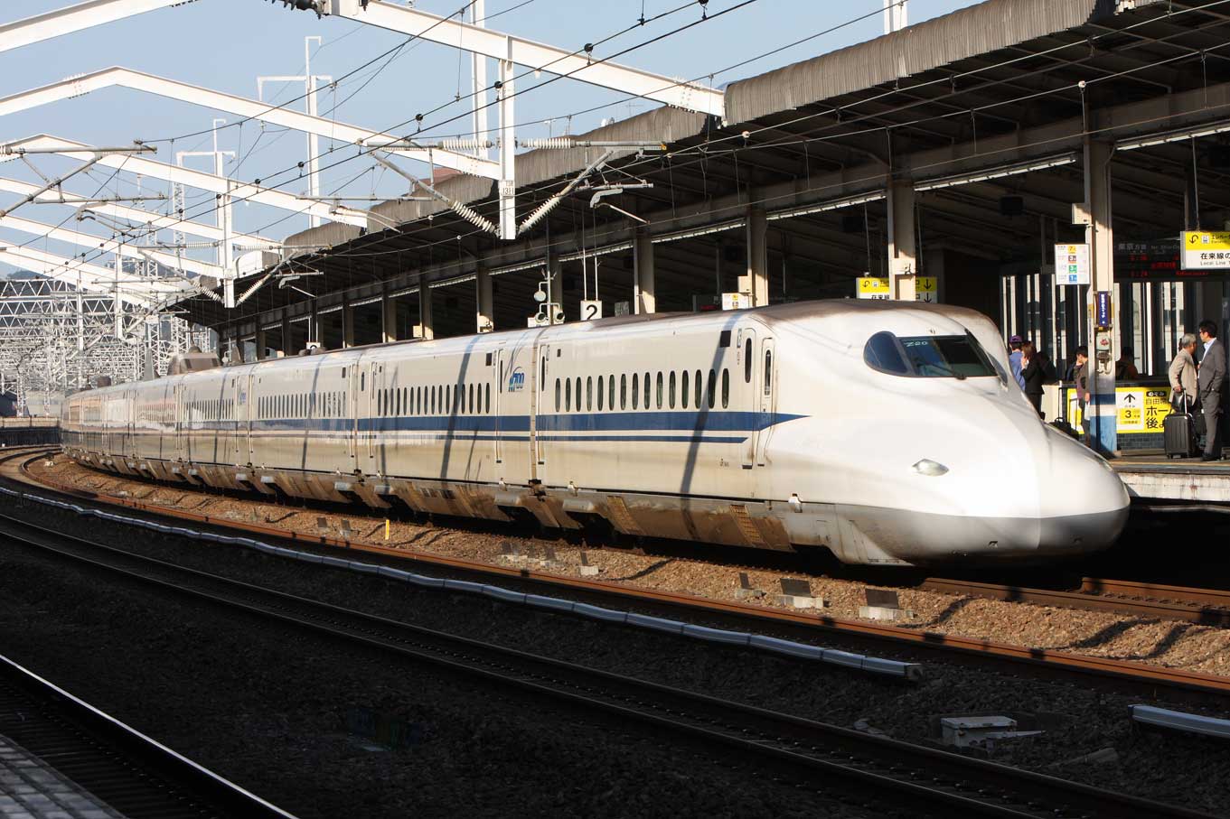 山陽新幹線福山駅入線　N700系新幹線「のぞみ」