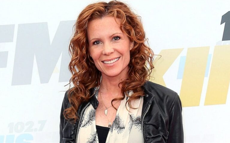 Understanding Robyn Lively’s Life Through The Story Of Her Husband And Their Lasting Partnership