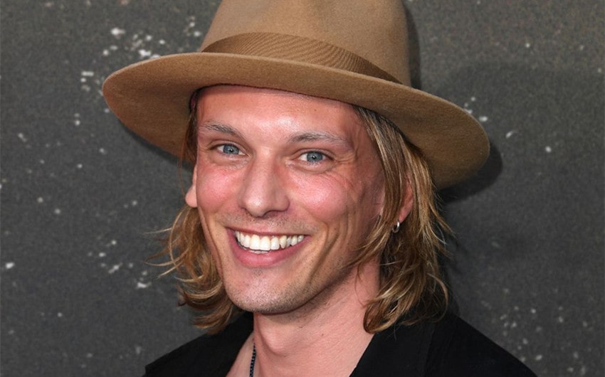 jamie campbell bower wife