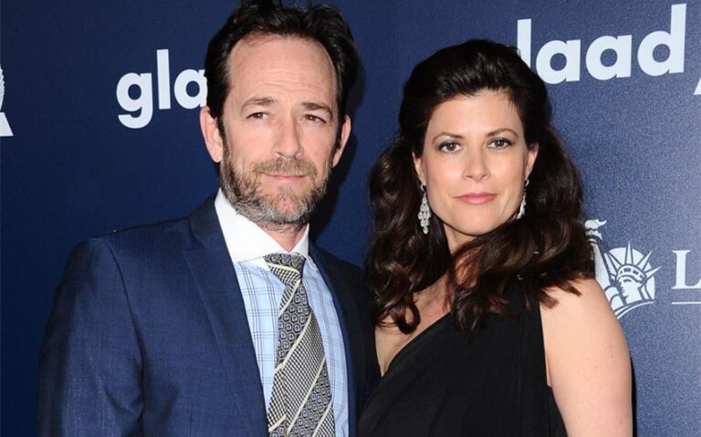 luke perry wife