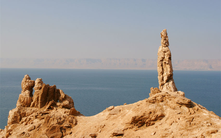 lot's wife salt pillar